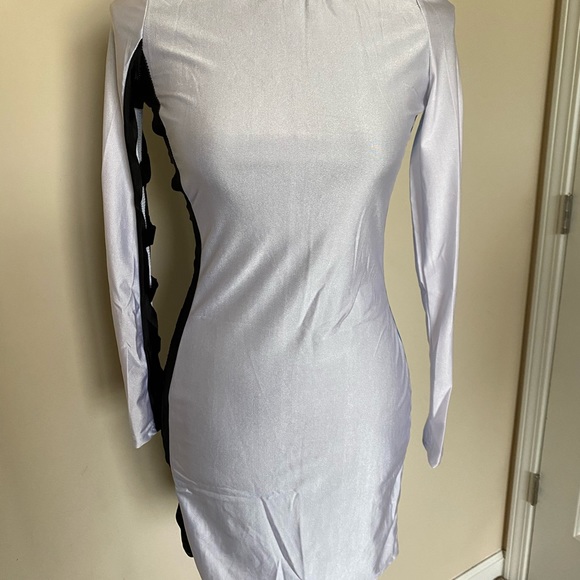 Long Sleeve Midi Dress - Picture 1 of 2